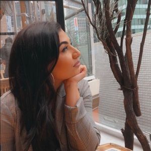 Meet your Posher, Rita marie